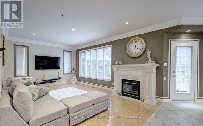 Photo - 119 Thornhill Woods Dr
