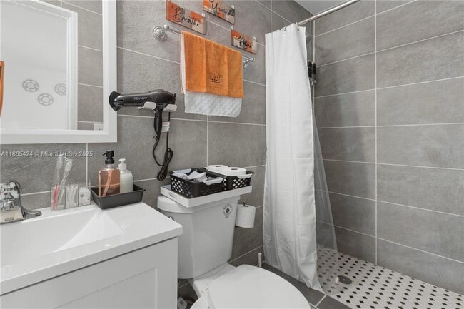 Photo - 3880 NW 5th St