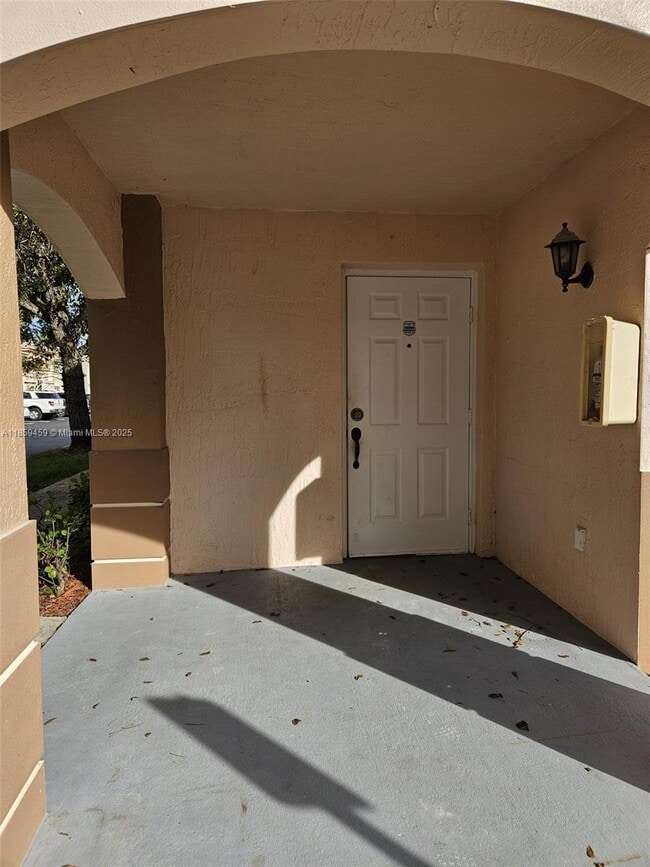 Photo - 2701 SE 12th Rd Unit 101