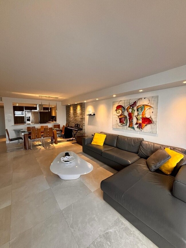 Building Photo - 3675 N Country Club Dr Unit 2605