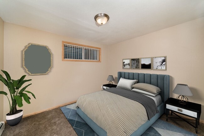 Photo - Colonial Village Apartments