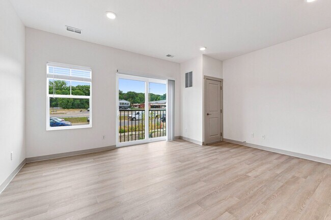 Riverbend Flats Apartments