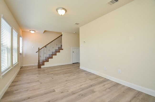 Photo - 10709 Madden Oaks Pl