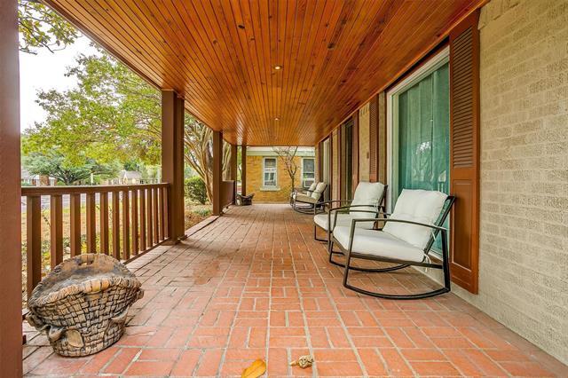 Photo - 1505 N Riverside Dr