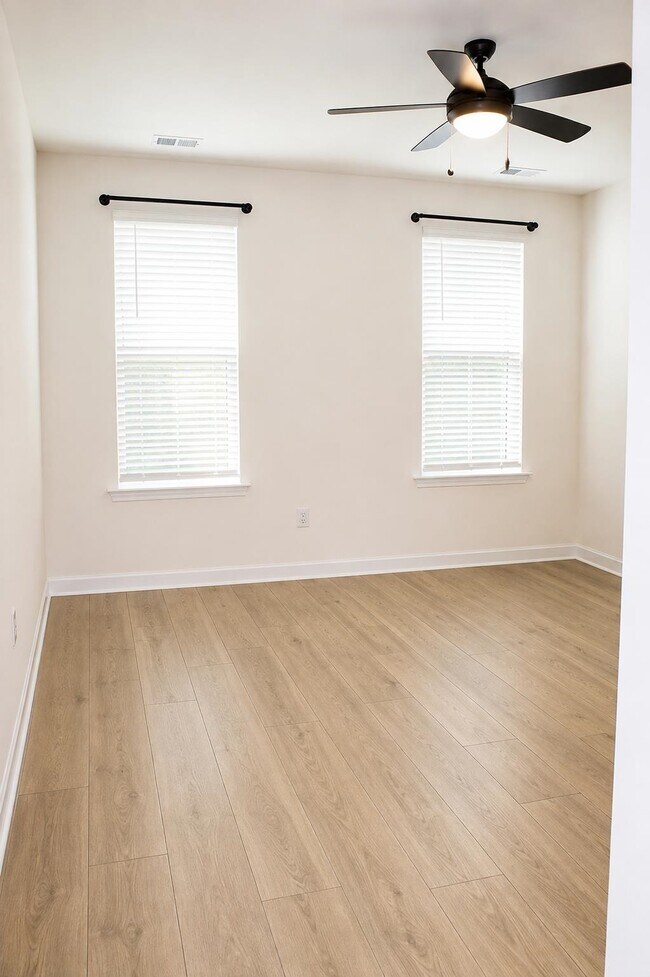 6265 Zoe Wy