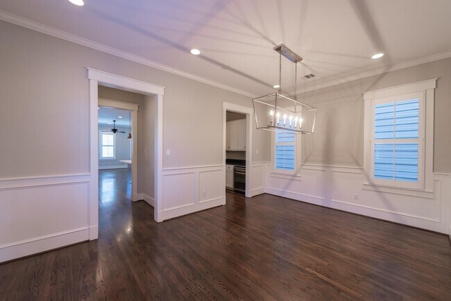Photo - 734 Allston St
