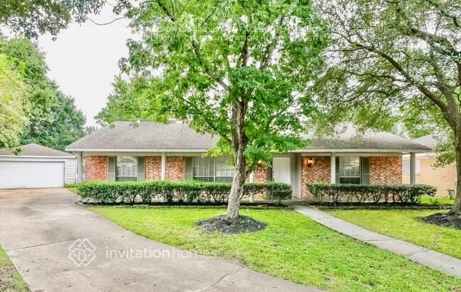 Building Photo - 4707 Lost Oak Dr