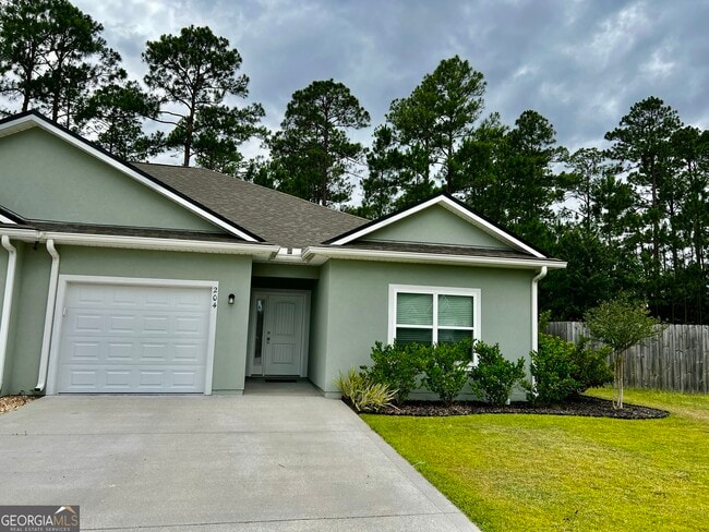 Building Photo - 204 Gary Cir