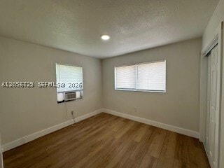 Photo - 1106 C