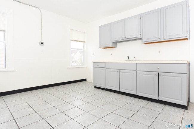 Photo - 110 Beaver St Unit 2nd floor