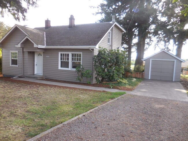 Photo - 16093 SW Roy Rogers Rd