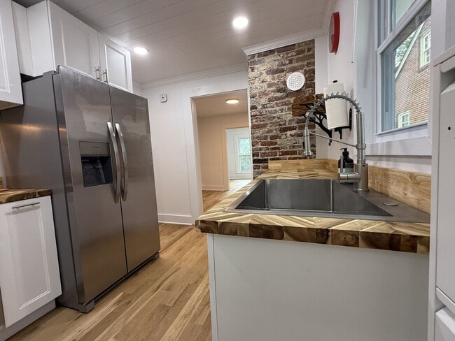Photo - 681 Angier Ave NE Unit 681 Angier Ave NE 4