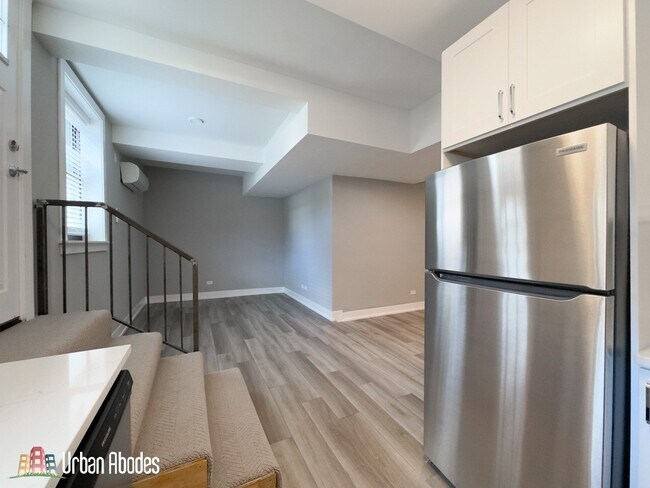 Photo - 3941 N Janssen Ave Unit A04C