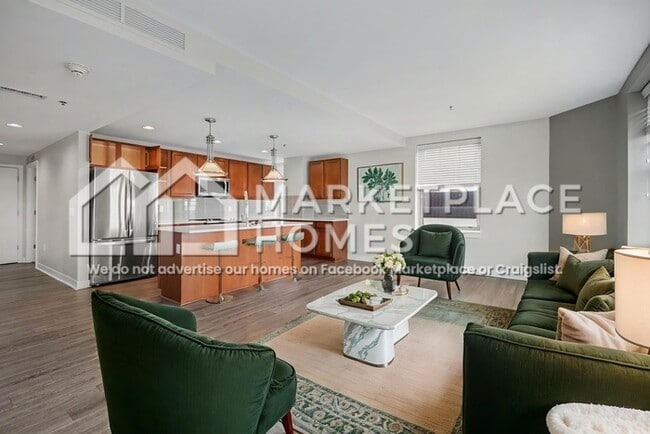 Building Photo - 525 W Lafayette Blvd Unit 16E