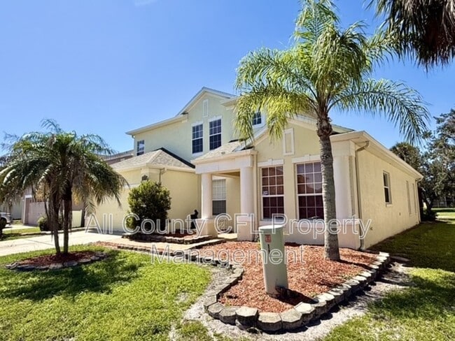Photo - 2300 The Oaks Blvd