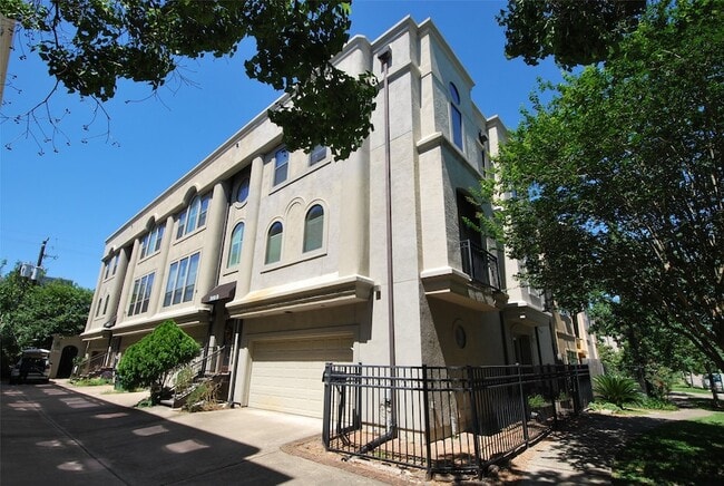 Photo - 2410 Dorrington St Unit B