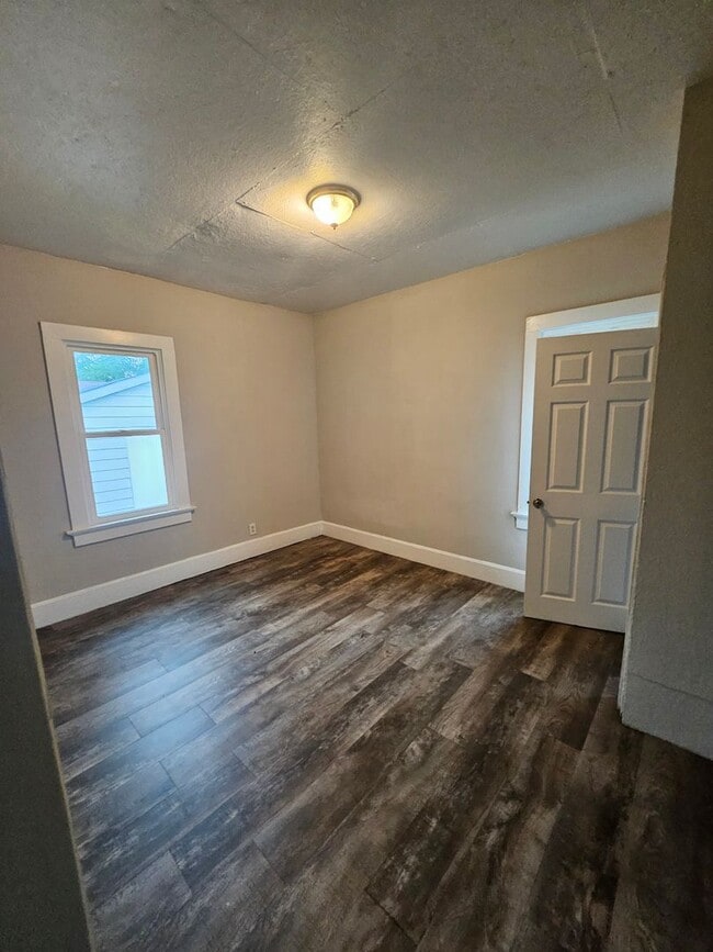 1104 Adams Ave