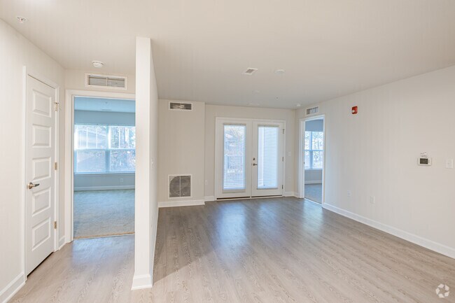 Fleming- 2BR, 2BA