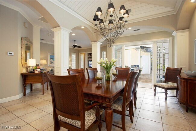 Photo - 476 1st Ave N