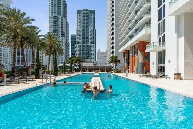 Building Photo - 50 Biscayne Blvd Unit 605