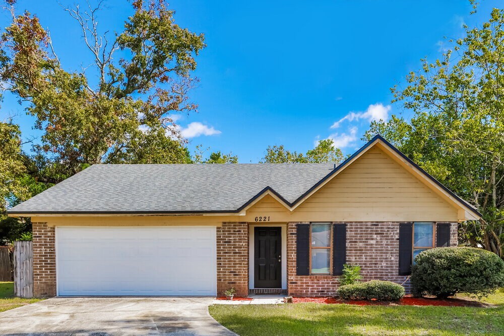 Photo - 6221 Alfredo Dr W