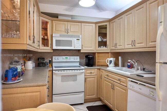 Photo - 1950 S Ocean Dr Unit 9C