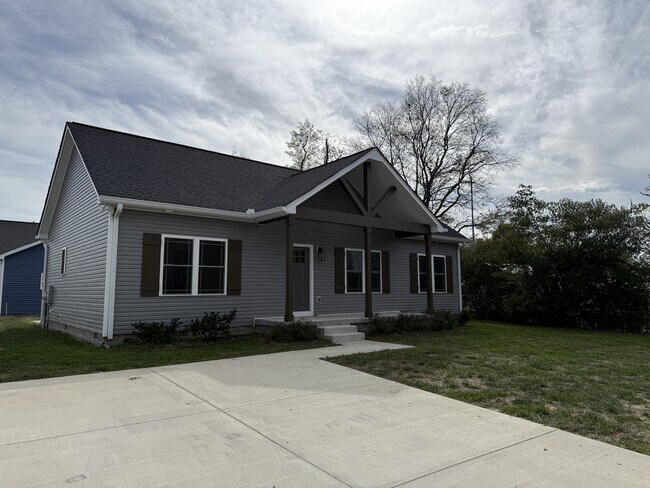 Photo - 1009 W Main St