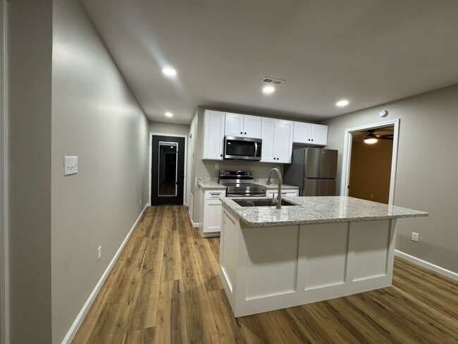 Photo - Cedar Circle Duplexes Unit 223-B
