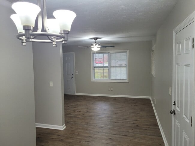 Photo - 1711 Floyd Rd