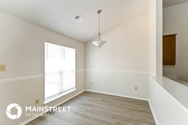 Photo - 1232 McGowan Dr