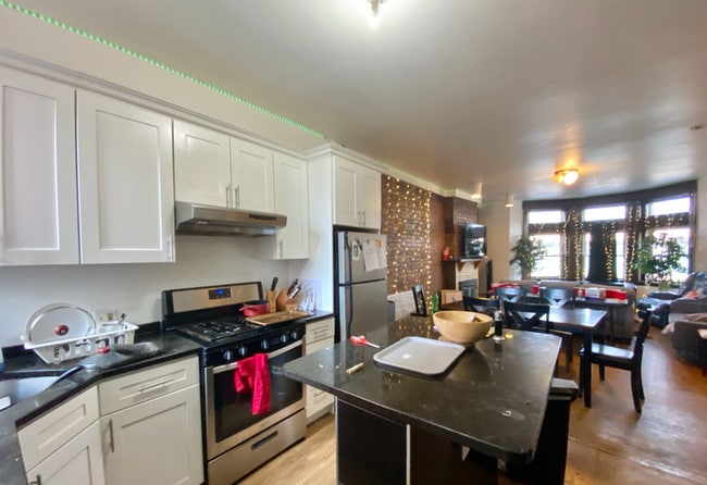 Photo - 526 Harvard St Unidad 1