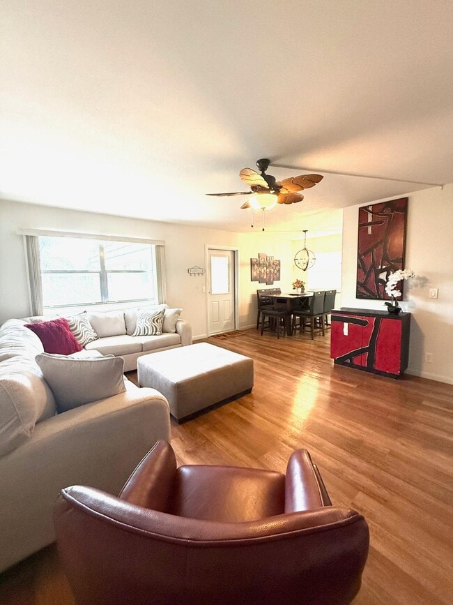 Photo - 184 Monaco Blvd