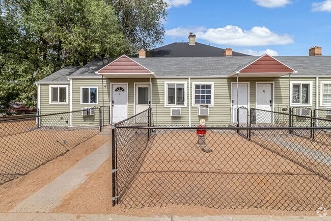 Building Photo - Newly Remodeled Downtown Studio! Rental