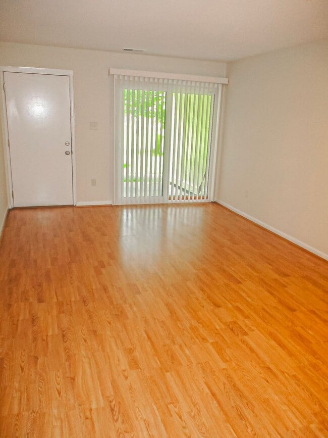Photo - Charming 2 Bed 1 Bath Apartment With Paved...