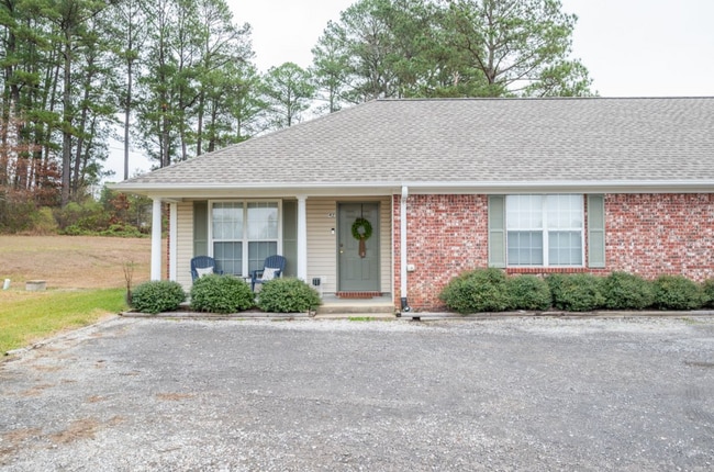 Photo - 127 Darby Way