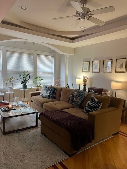 Photo - 6912 N Lakewood Ave Unit 2W