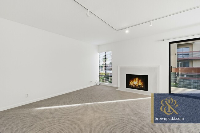 Photo - 916 Beach Park Blvd Unit 67I