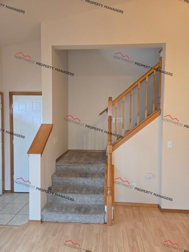 Photo - STATUS: AVAILABLE   | R188 | $2495