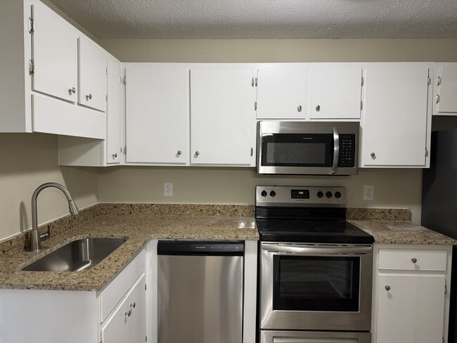 Photo - 1705 Cedar Shoals Dr