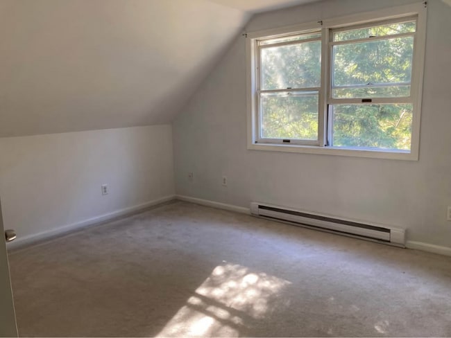 Photo - 11 Ivanhoe Dr