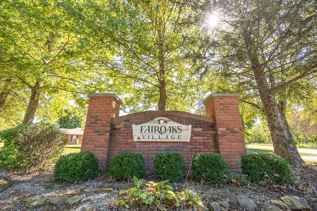 Photo - 10854 Country Club Rd Unit 10788