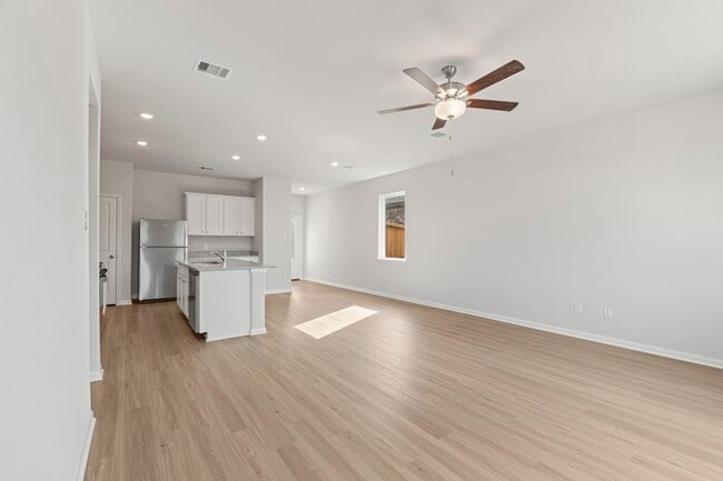 Photo - 2518 Green Jasper Dr