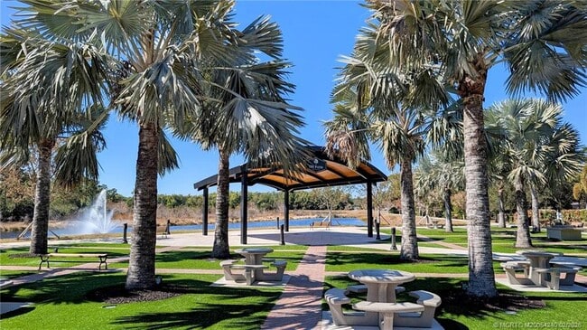 Photo - 976 SW 34th Terrace