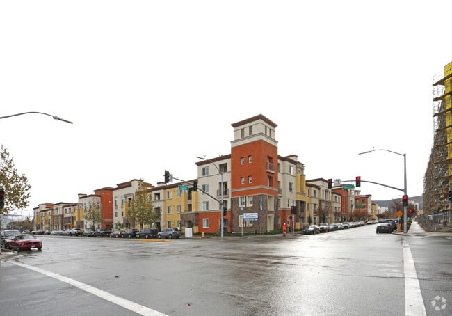 La Moraga Apartments