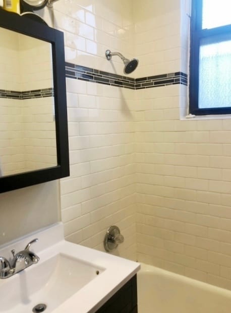 Photo - 3345 N Marshfield Ave