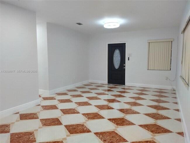 Photo - 265 NW 190th St