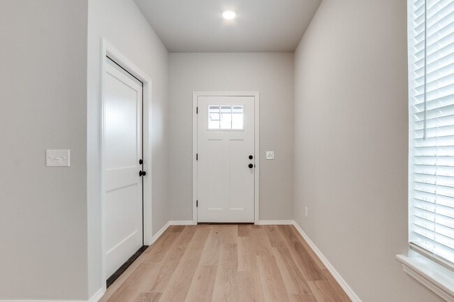 Building Photo - 5 East Unit 13608 Calli Court