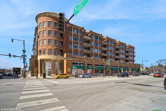 Photo - 6000 N Cicero Ave Condo Unit 406