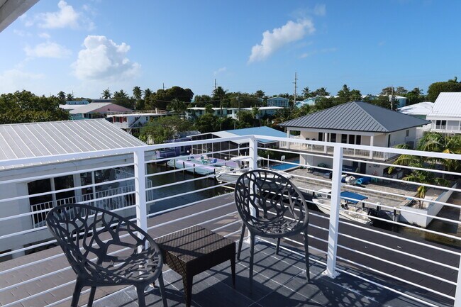 Photo - 104 Primrose Ln