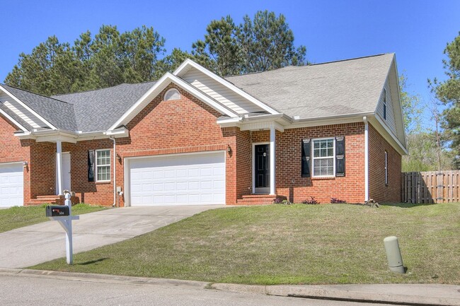 Photo - 3 Bedroom 2.5 Bath Townhouse